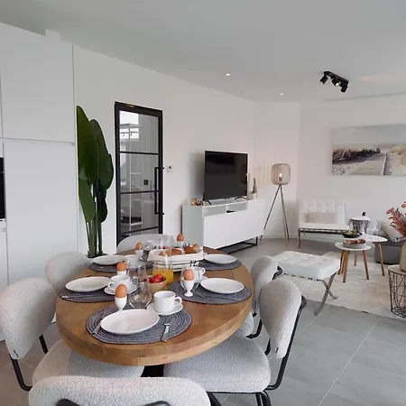 Seaside Living - Bailey Apartment
